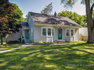 271 E Main St, Rockford, MI