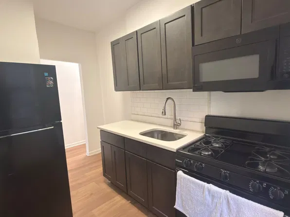 204 60th St #6E, West New York, NJ 07093
