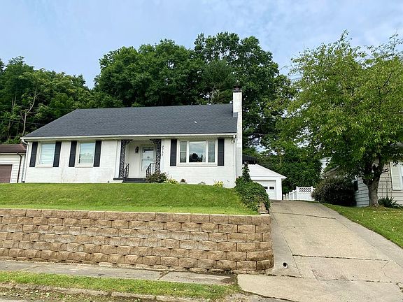 2nd image of 2757 Gilbert Ave