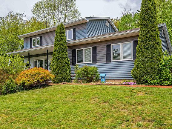2nd image of 65 Lakehill Dr