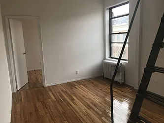 Rented by Royalty Living and Wave Real Estate LLC