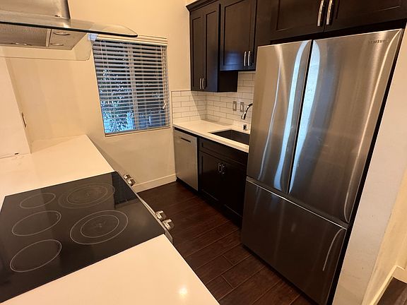 5th image of 1447 Armacost Ave APT 7