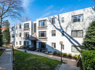 2605 39th St NW APT 303, Washington, DC 20007