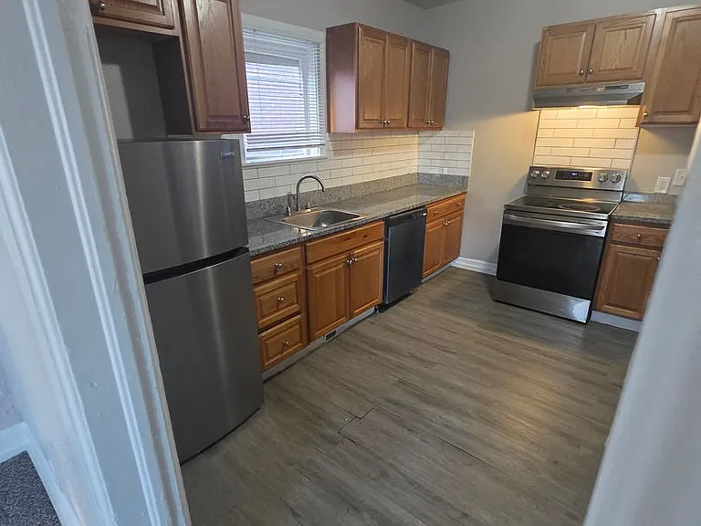 Knight Apartments and Sunlight Townhomes - located in historic downtown Greeley! — Photo 78