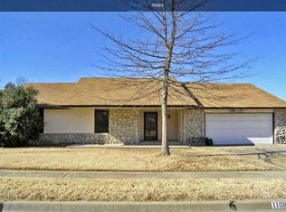 1108 S 28th St, Broken Arrow, OK 74014