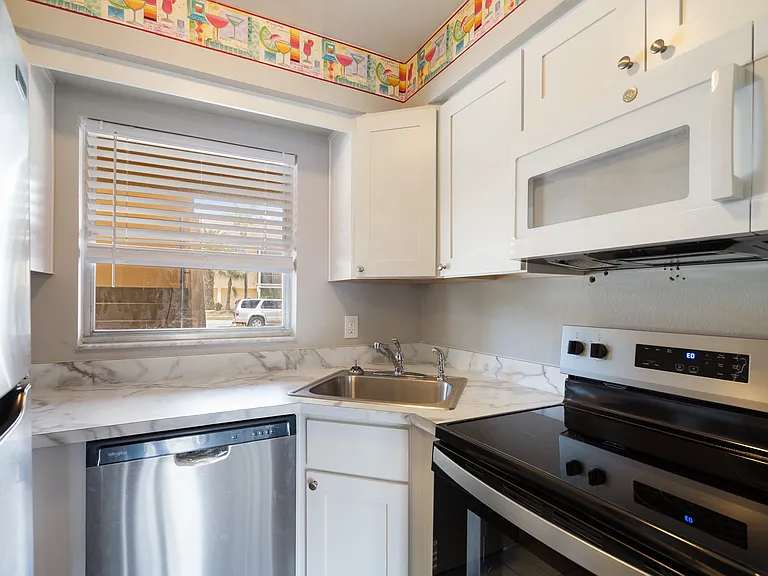 439 S Paula Dr S #101 — Photo 7