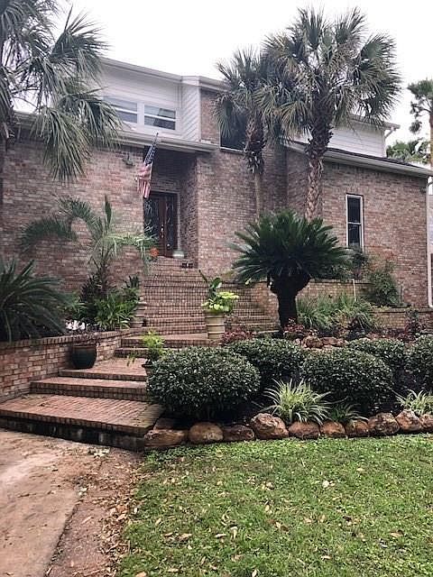 1st image of 816 Shorewood Dr