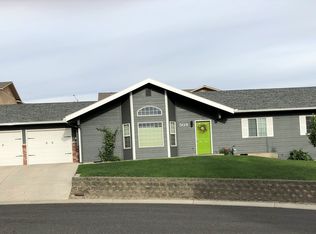 508 Kristine Pl, Selah, WA