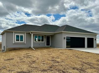 108 W 2nd St, Friesland, WI 53935