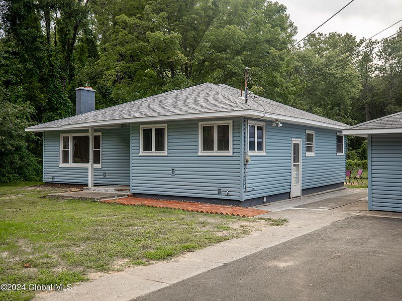 2nd image of 7 Homes Terrace