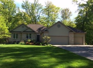 16394 Hardwood Ln, Spring Lake, MI 49456