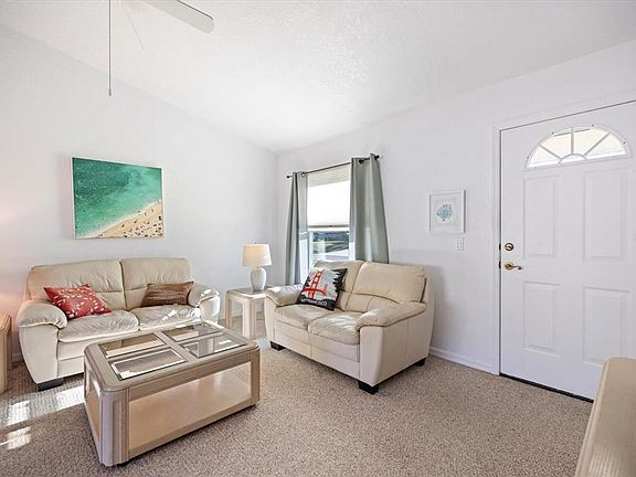 3rd image of 950 Fundy Rd