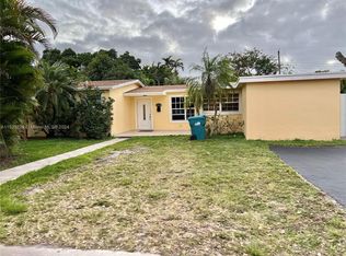 19622 NE 12th Pl, Miami, FL 33179