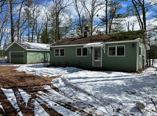10100 S Kaubashine Rd #S, Hazelhurst, WI 54531