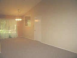 3rd image of 531 Stonewall Dr