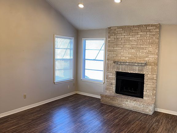 3rd image of 4413 Stayman Dr