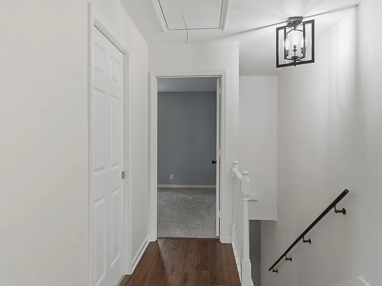 1236 Carriage Park Dr — Photo 25