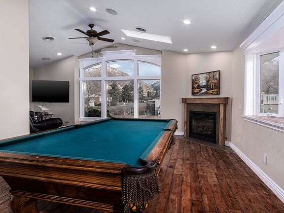 3rd image of 7342 S Promenade Cir