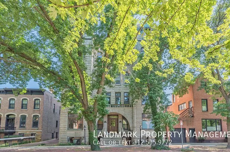 549 W Belden Ave #1FE — Photo 22