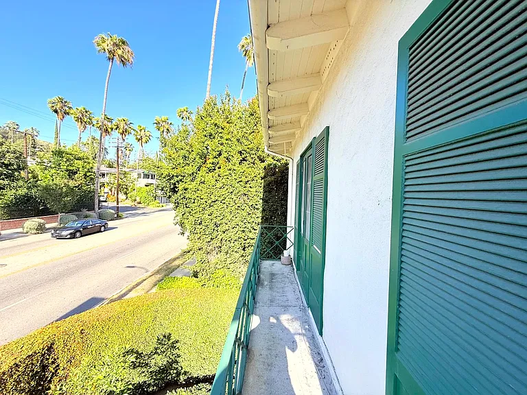 7660 Hollywood Boulevard — Photo 30