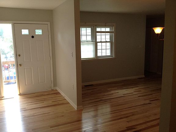 2nd image of 10093 Heron Ct