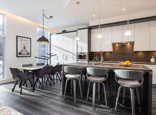 1074 Bay St, Toronto, ON M5S 0A3