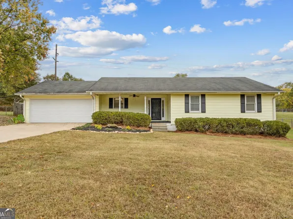 5537 Farm House Ln, Oakwood, GA 30566