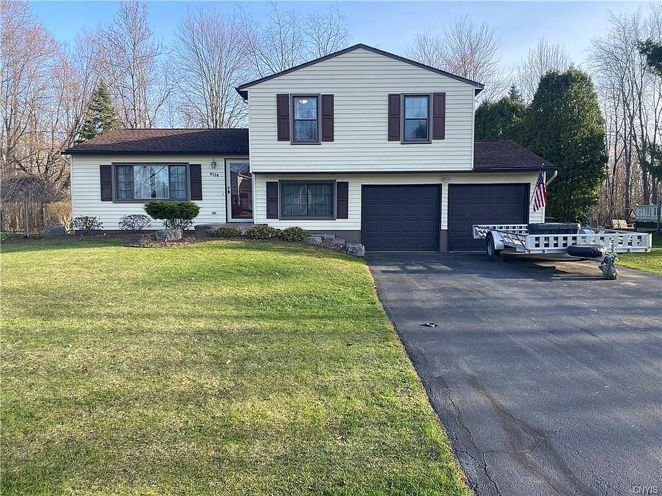 1st image of 6116 Gaspe Ln