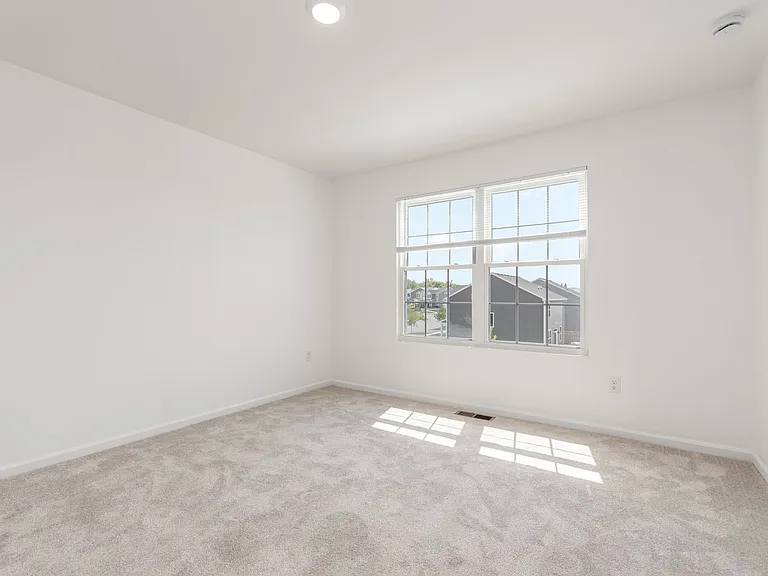 2131 Sassafras Way #C — Photo 8