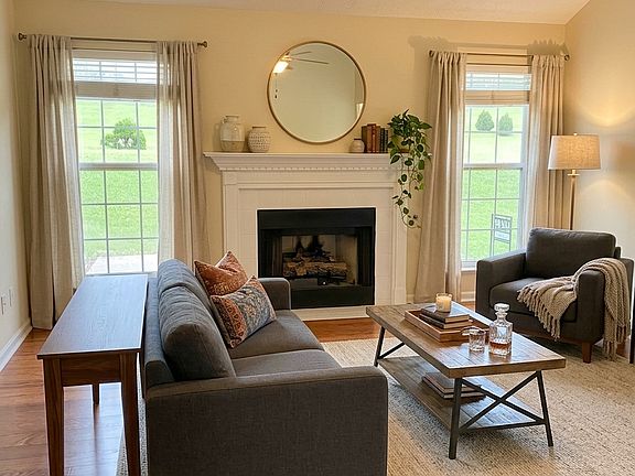 3rd image of 5618 Tennyson Dr