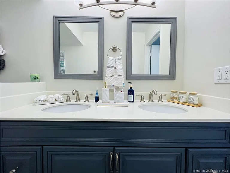 10102 S Ocean Dr #307A — Photo 21