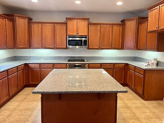 4th image of 26330 Okeefe Ln