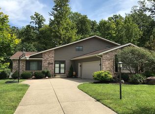 8539 Nanci Dr, Strongsville, OH 44136