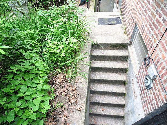 3rd image of 39-62 Gosman Ave
