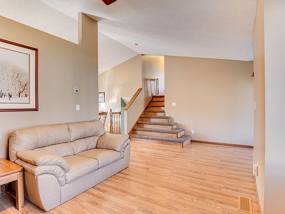 2nd image of 9591 Mill Trail Ln