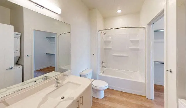 SevenO2 Main Apartments — Photo 116