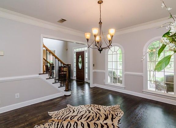 5th image of 3710 Bellegrove Dr