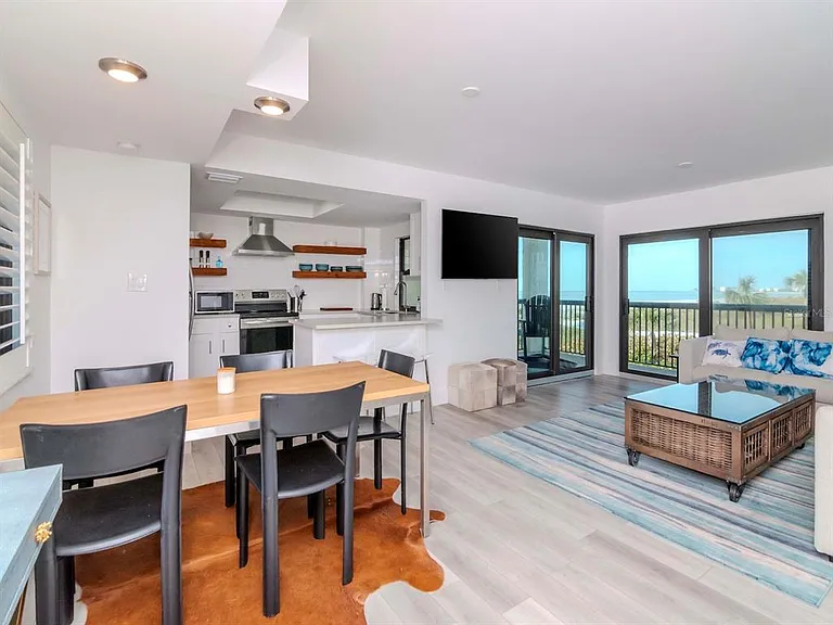 3200 Gulf Blvd #103 — Photo 4