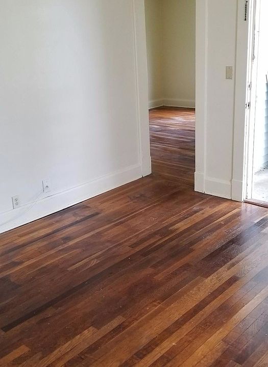 1st image of 421 Eddy St