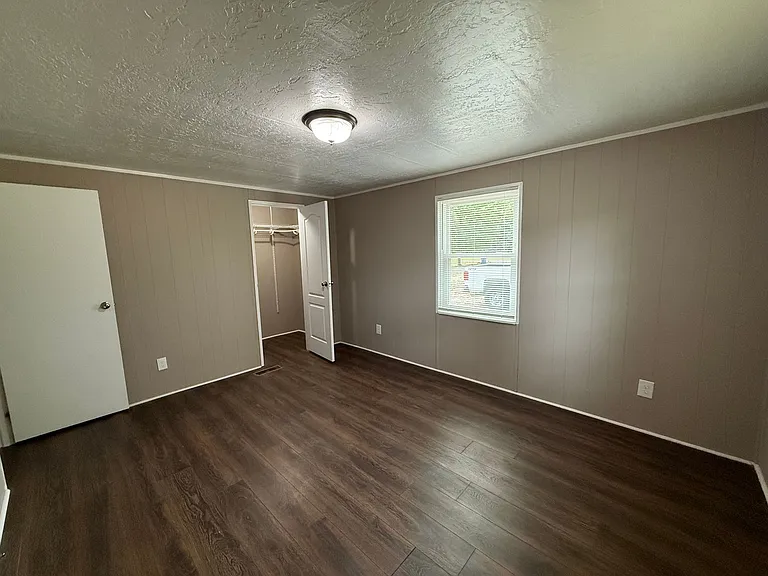 1509 State Highway 801 N — Photo 11