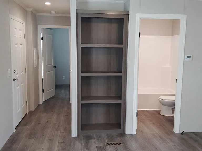 Marysville Villa Estates — Photo 10