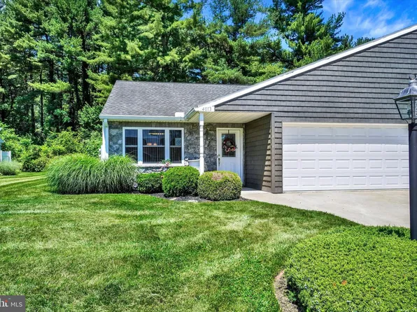 4013 Clair Mar Dr, Dover, PA 17315