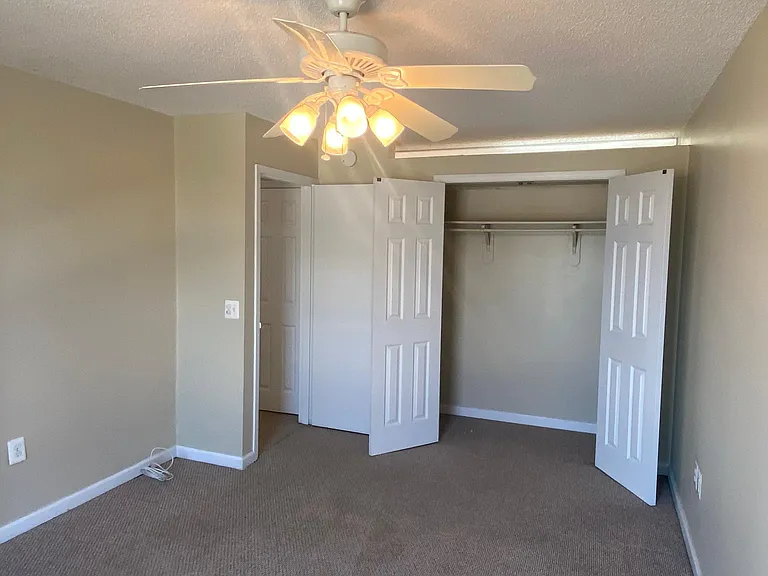 2213 Clove Ter — Photo 5