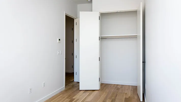 Rented by Nooklyn NYC LLC | media 51