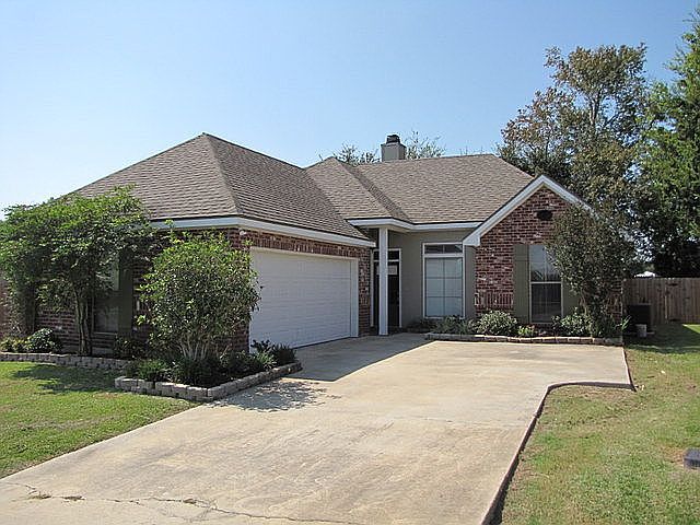 1st image of 221 Windcreek Ln