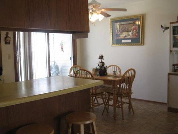 4th image of 871 Americana Dr #4