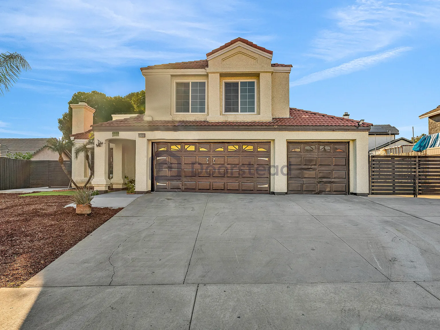 4 bed, 3.0 bath, 1739 sqft, $4,000 — Photo 2