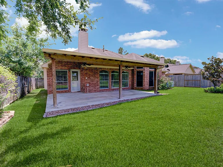 9026 Robinhoods Well Dr — Photo 40