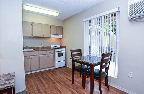 Casa Del Sol Apartments Photo 1
