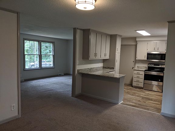 5th image of 2260 Blakemore Dr